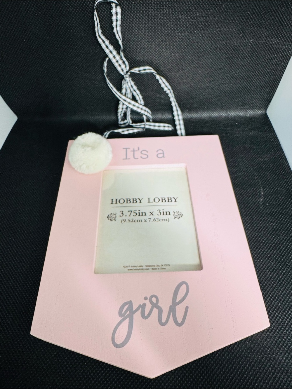 Hobby Lobby Pink "It's a Girl" Hanging Photo Frame Banner